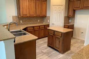 11711 Corsicana Dr, Frisco, TX 75035 - Photo 7