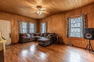 905 E McLennan Ave, Mart, TX 76664 - Photo 9