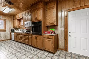 905 E McLennan Ave, Mart, TX 76664 - Photo 15