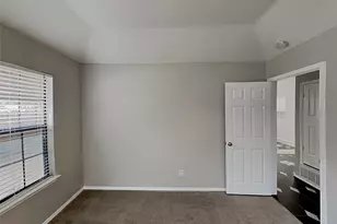2544 Forest Creek Dr, Fort Worth, TX 76123 - Photo 7