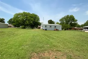 2140 Fm 2071, Gainesville, TX 76240 - Photo 27
