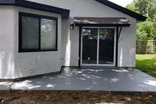 1404 Colonnade Dr, Arlington, TX 76018 - Photo 3