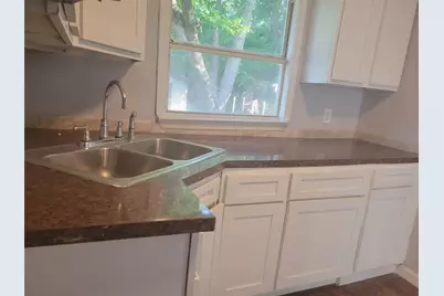 2410 E Overton Road, Dallas, TX 75216 - Photo 3