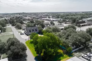 117 N Dobson St, Burleson, TX 76028 - Photo 1