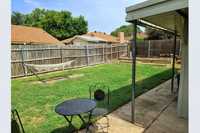 221 Lansford Drive, Benbrook, TX 76126 - Photo 21