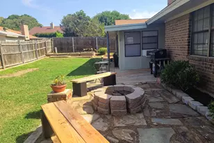 221 Lansford Dr, Benbrook, TX 76126 - Photo 23
