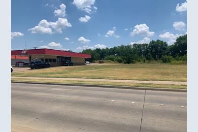 1010 E Broad Street, Mansfield, TX 76063 - Photo 3