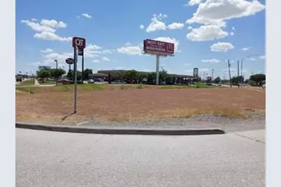 9201 Clifford Street, Fort Worth, TX 76108 - Photo 3