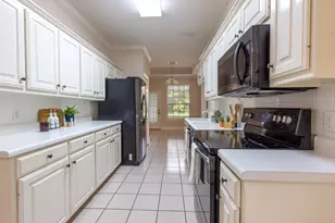 5803 Persimmon Dr, Tyler, TX 75707 - Photo 5
