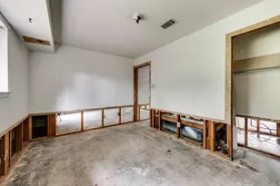703 Johns Dr, Euless, TX 76039 - Photo 15
