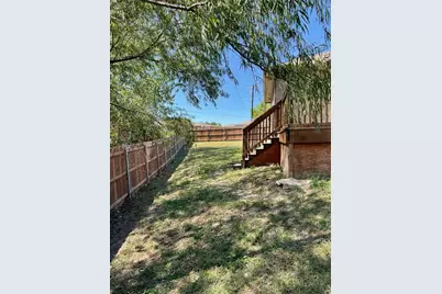 1203 Bronner Drive, Princeton, TX 75407 - Photo 7