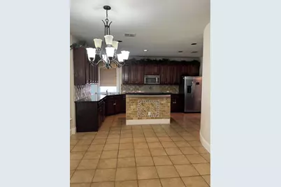 1343 Valley Vista Drive, Irving, TX 75063 - Photo 9