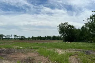 2122 Main St, Sulphur Springs, TX 75482 - Photo 1