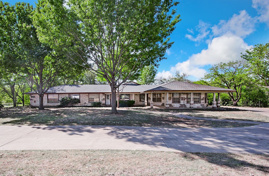 301 Reunion Dr, Alvarado, TX 76009 - MLS 20190770 - Coldwell Banker