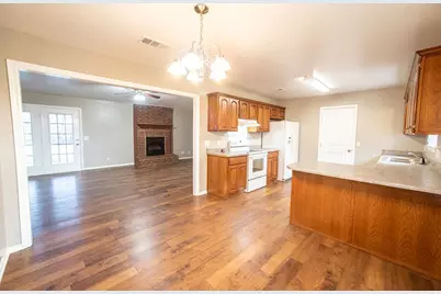 1385 Fm 194, Blossom, TX 75416 - Photo 9