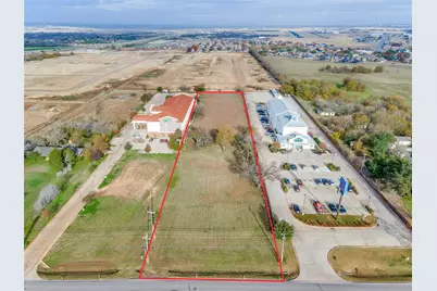 1724 W Henderson Street, Cleburne, TX 76033 - Photo 1