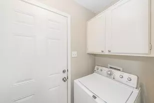 221 Kalmia Dr, Arlington, TX 76018 - Photo 35