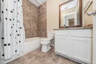 221 Kalmia Dr, Arlington, TX 76018 - Photo 31