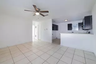 3844 Waldorf St, Fort Worth, TX 76119 - Photo 7