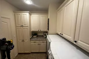 1602 Jefferson St, Bowie, TX 76230 - Photo 13