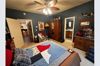 1602 Jefferson Street, Bowie, TX 76230 - Photo 27