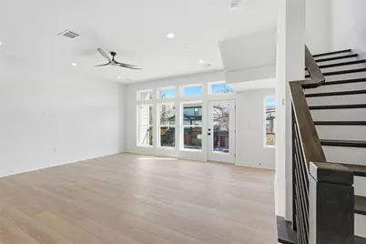 2202 N Carroll Avenue, Dallas, TX 75204 - Photo 17