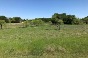 19115 White Bluff Dr, Whitney, TX 76692 - Photo 1