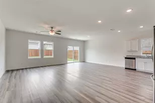 1512 Ancer Wy, Fort Worth, TX 76052 - Photo 3