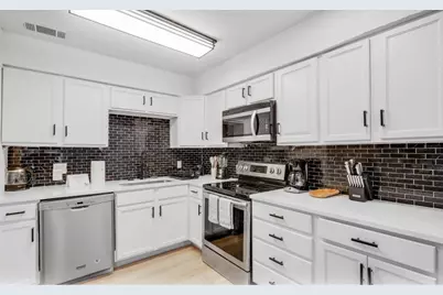 5041 Thunder Road, Dallas, TX 75244 - Photo 5