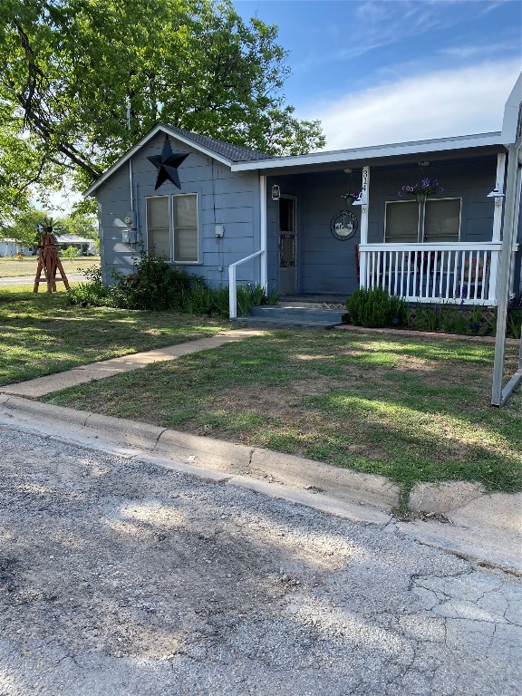 314 W 14th, Coleman, TX 76834 - MLS 20328350 - Coldwell Banker