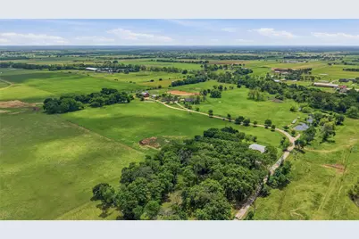 836 S Debbie Lane, Pilot Point, TX 76258 - Photo 17