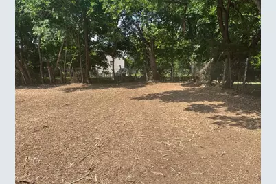 125 S Center Street, Bonham, TX 75418 - Photo 3