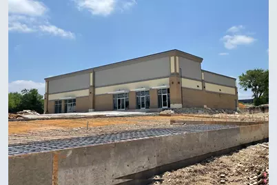 5815 S Cockrell Hill Road, Dallas, TX 75236 - Photo 1
