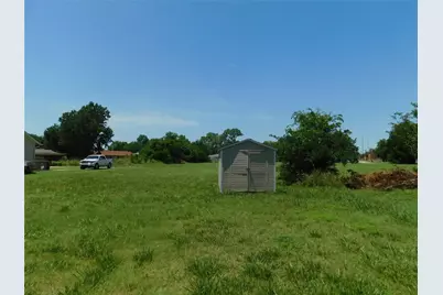 384 W Van Alstyne Parkway, Van Alstyne, TX 75495 - Photo 9