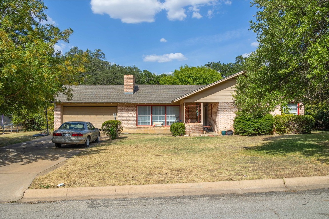 4002 Glenwood Dr, Brownwood, TX 76801 MLS 20394782 Coldwell Banker