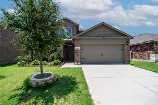 3803 Orleans Way, Heartland, TX 75126 - MLS# 20393546 - Coldwell Banker