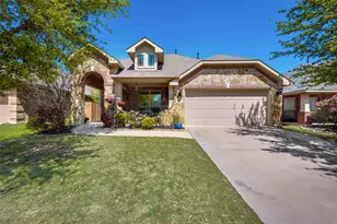 633 Shotwell St, Crowley, TX 76036 - Photo 3