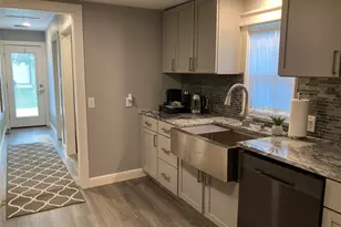 936 Jean St, Grapevine, TX 76051 - Photo 9