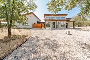 135 Demonbreun Ct, Chico, TX 76431 - Photo 3
