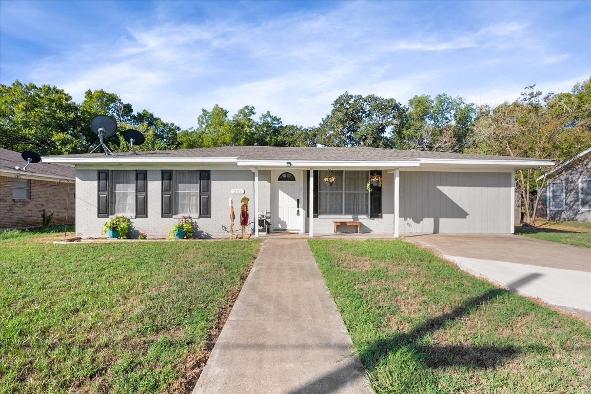 205 S Main St, Dawson, TX 76639 MLS 20441428 Coldwell Banker