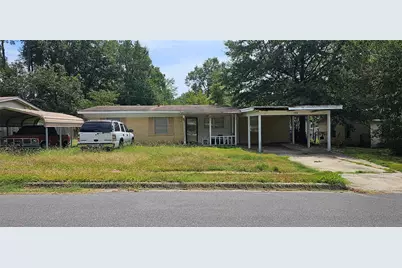 403 N Park Drive, Springhill, LA 71075 - Photo 1