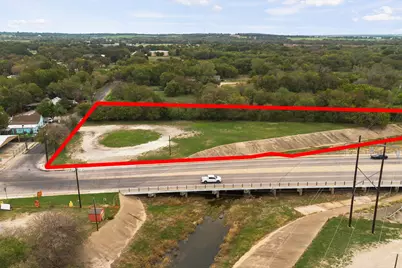 938 E Henderson Street, Cleburne, TX 76031 - Photo 5