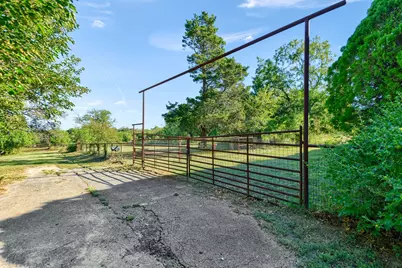 2021 W Walker Street, Denison, TX 75020 - Photo 35