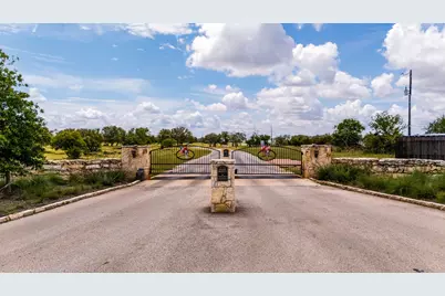 320 S Waterbuck Way, Lampasas, TX 76550 - Photo 17