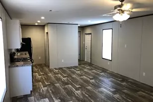 3317 Brazos River Dr, Granbury, TX 76048 - Photo 5