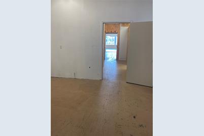 919 Halsell, Bridgeport, TX 76426 - Photo 9