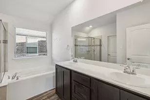 2160 Barx Dr, Little Elm, TX 75068 - Photo 9