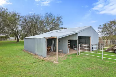 2301 County Road 1224, Cleburne, TX 76033 - Photo 17