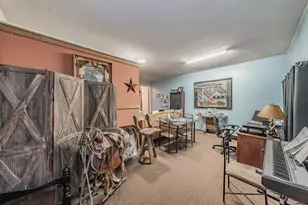 113 Hankins Dr, Azle, TX 76020 - Photo 15