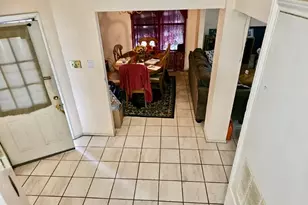 10203 Oak Branch Ln, Dallas, TX 75227 - Photo 5